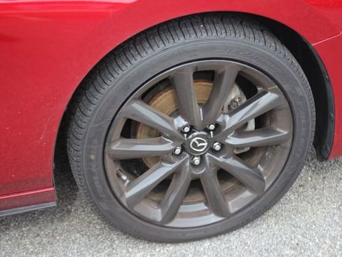 Used 2022 MAZDA MAZDA3 s image 33