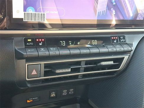 Certified 2025 Toyota Camry SE image 16