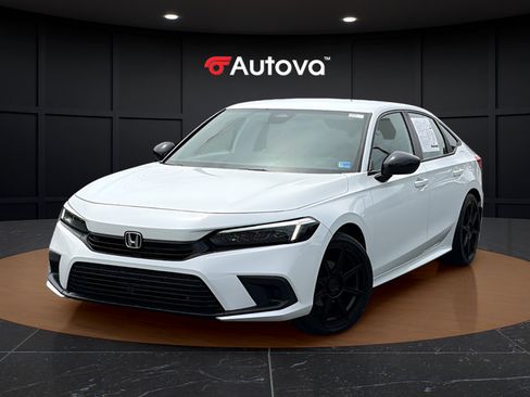 Used 2023 Honda Civic Sport image 1