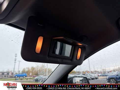 Used 2023 GMC Acadia SLE w/ Driver Convenience Package image 19