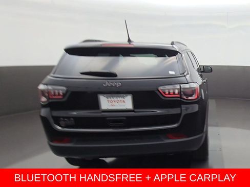 Used 2026 Jeep Compass Latitude w/ Quick Order Package 29K AWD/4WD image 9