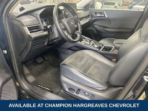 Used 2024 Mitsubishi Outlander SE AWD/4WD image 13
