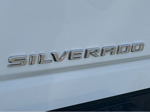 Certified 2025 Chevrolet Silverado 2500 LT w/ Convenience Package image 9