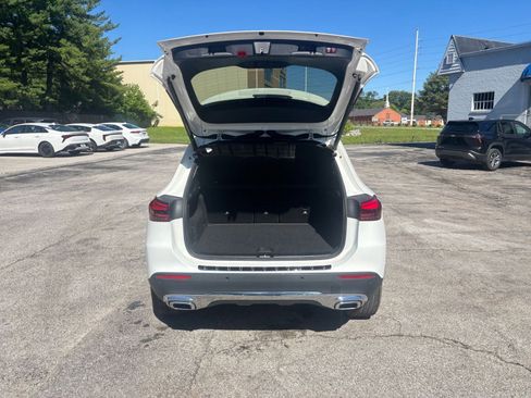 Used 2025 Mercedes-Benz GLA 250 image 32