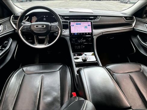 Used 2022 Jeep Grand Cherokee L Limited image 21