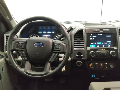 Used 2016 Ford F150 XLT w/ Equipment Group 302A Luxury RWD image 22