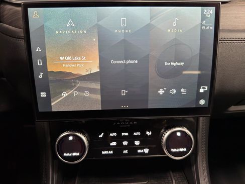 Used 2023 Jaguar F-PACE S AWD/4WD image 19