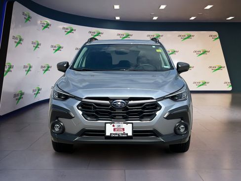 Certified 2024 Subaru Crosstrek 2.5i Limited w/ Crosstrek Mirror Package image 2