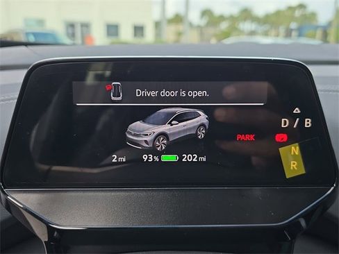 New 2025 Volkswagen ID.4 Pro image 25