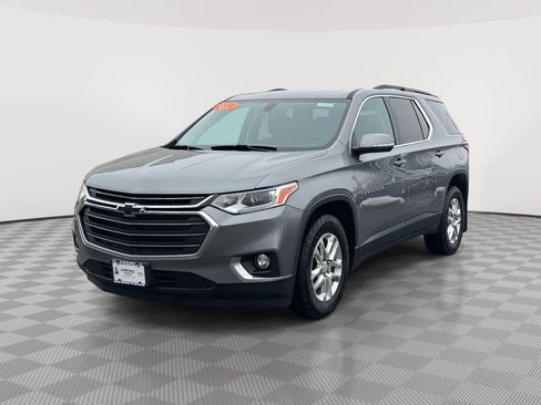 Used 2021 Chevrolet Traverse LT AWD/4WD image 3