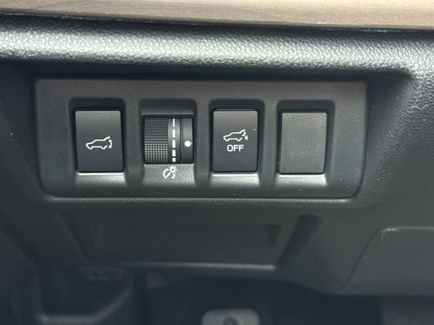 Used 2025 Subaru Outback Touring XT w/ Tech Package 2 image 34