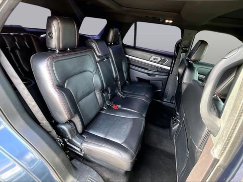 Used 2019 Ford Explorer Sport w/ Equipment Group 401A AWD/4WD image 28