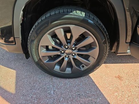 Used 2021 Jeep Cherokee Latitude Lux 80th Anniv w/ Quick Order Package 26U 80TH AWD/4WD image 24