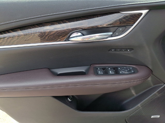 Used 2021 Cadillac XT6 Premium Luxury FWD image 11