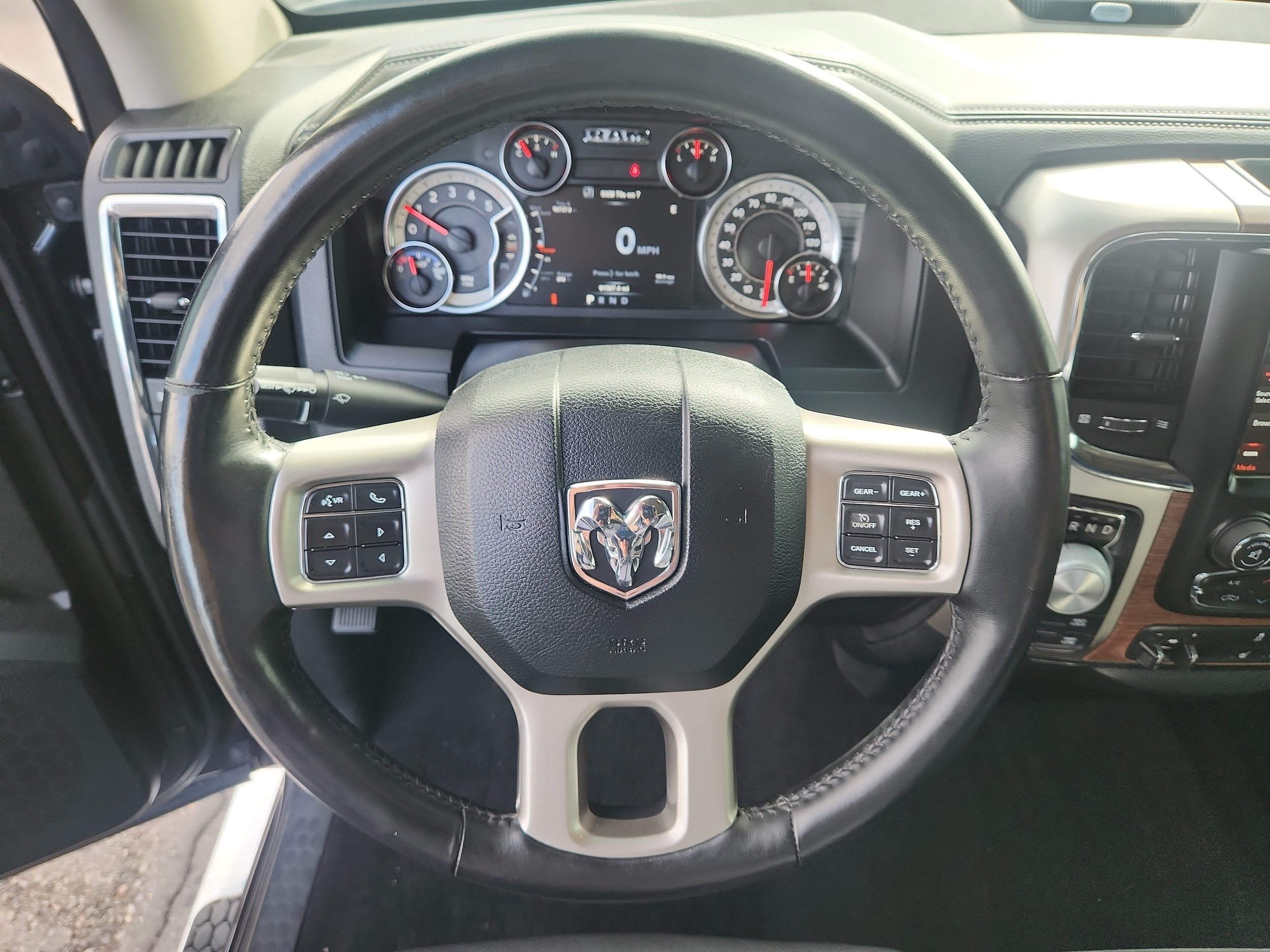Used 2018 RAM 1500 Laramie w/ Protection Group AWD/4WD image 16