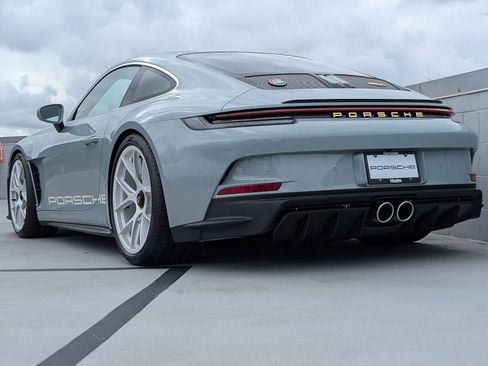 Certified 2024 Porsche 911 GT3 RS RWD image 3