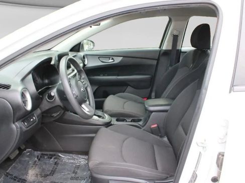 Used 2021 Kia Forte LXS FWD image 6