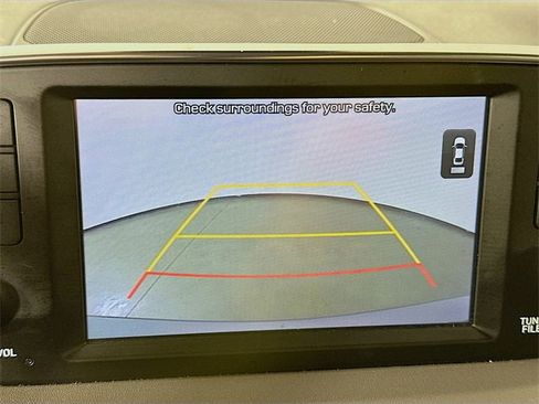 Used 2019 Hyundai Santa Fe Limited image 11