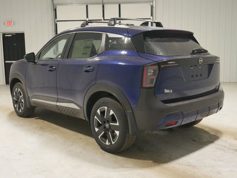 New 2026 Nissan Kicks SV image 7