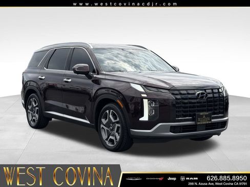 Used 2023 Hyundai Palisade Limited FWD image 1