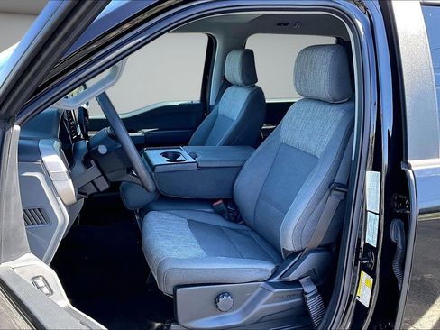 Used 2022 Ford F150 XLT image 22