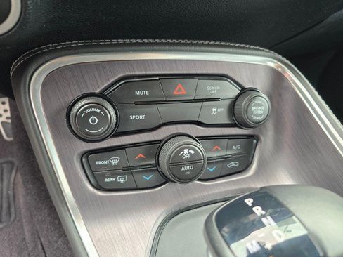 Used 2017 Dodge Challenger SXT w/ Sound Group image 30
