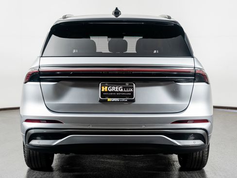 Used 2024 Lincoln Nautilus Black Label w/ Jet Appearance Package (87T) image 11