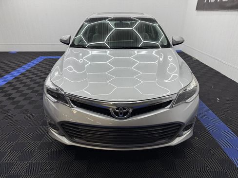 Used 2014 Toyota Avalon XLE image 4