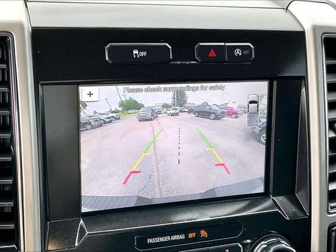 Used 2018 Ford F150 Lariat RWD image 23