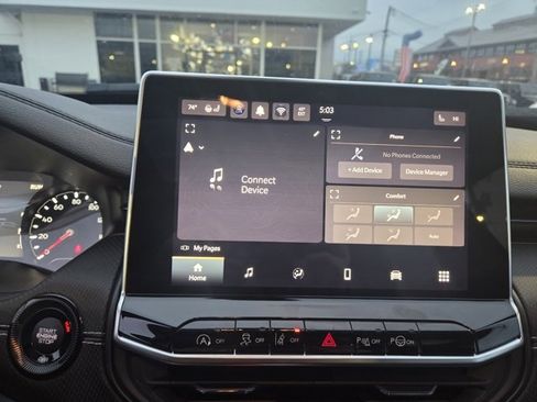 Used 2024 Jeep Compass Latitude w/ Sun and Sound Group image 14