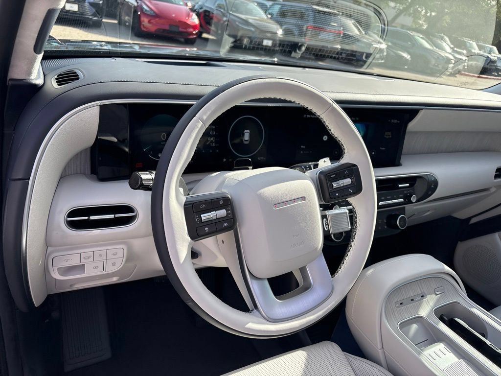 Used 2026 Hyundai Palisade Calligraphy AWD/4WD image 13