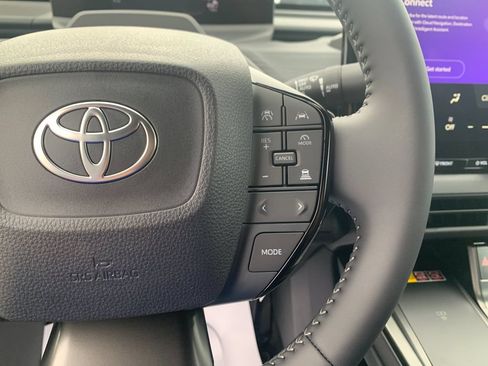 New 2026 Toyota C-HR AWD/4WD image 27