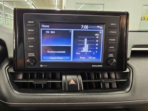 Used 2021 Toyota RAV4 XLE image 21