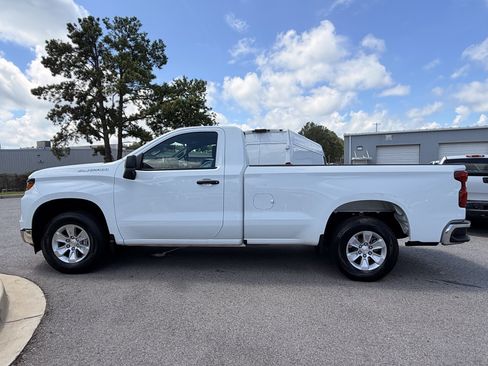 Used 2025 Chevrolet Silverado 1500 W/T RWD image 9