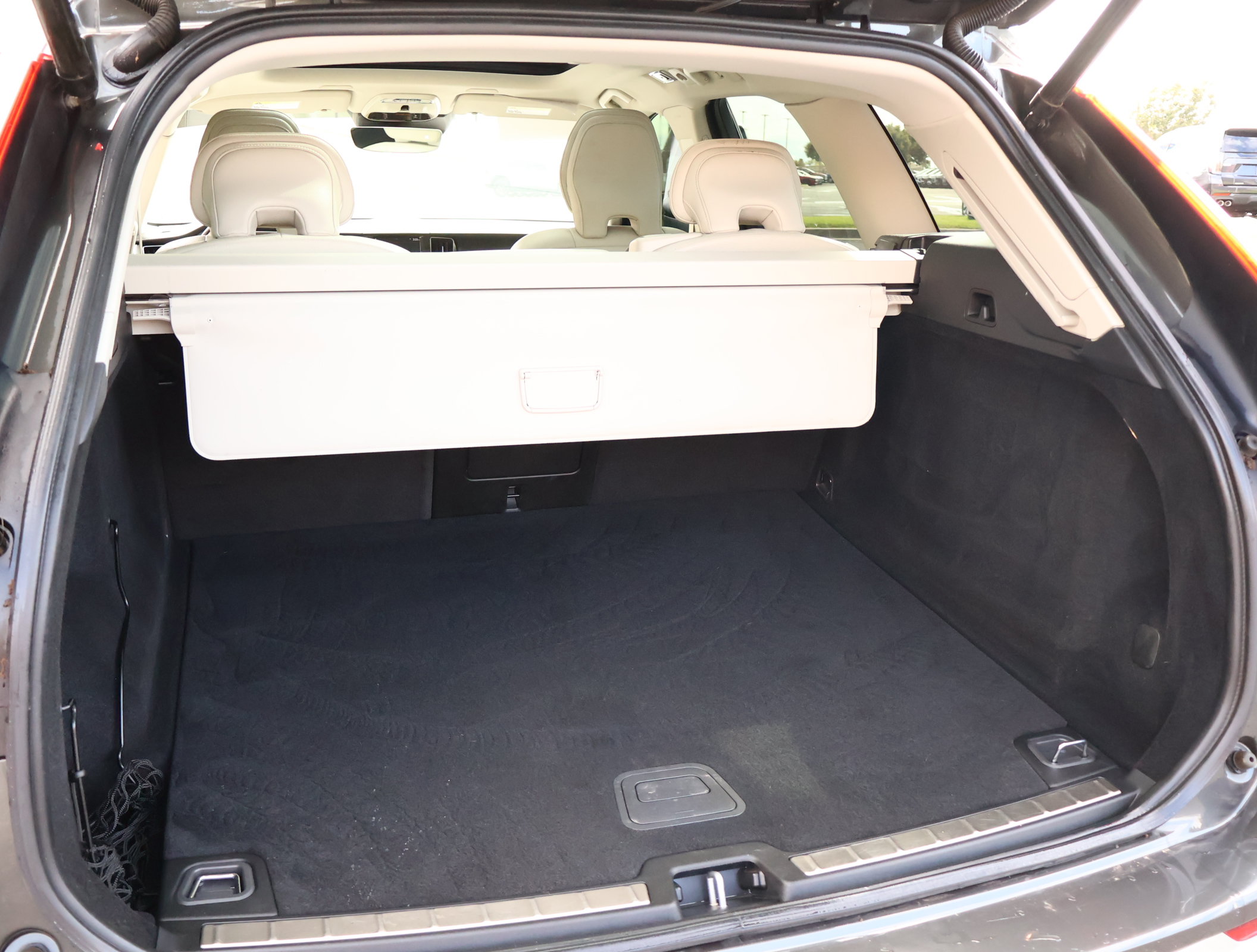 Used 2020 Volvo XC60 T5 Inscription FWD image 25