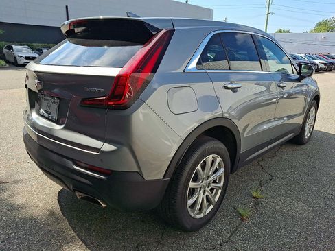 Used 2023 Cadillac XT4 Luxury w/ Cold Weather Package AWD/4WD image 4