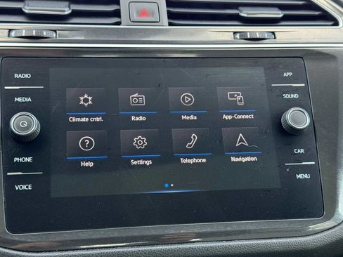 Certified 2023 Volkswagen Tiguan SE AWD/4WD image 25
