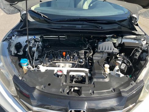 Used 2017 Honda HR-V EX image 25