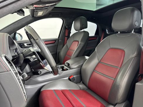 Certified 2021 Porsche Cayenne GTS AWD/4WD image 6