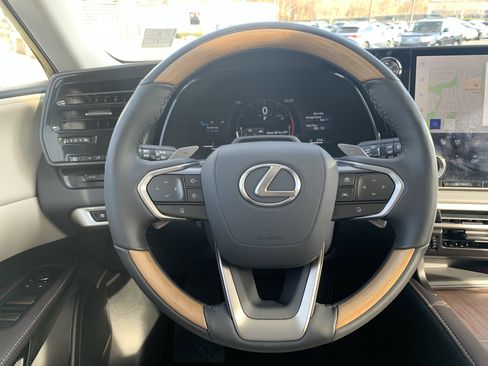 Used 2025 Lexus RX 350 Premium Plus image 18