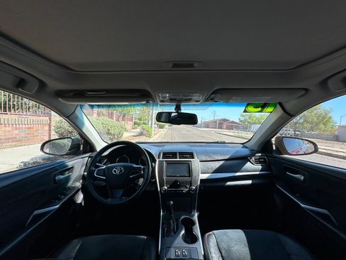 Used 2015 Toyota Camry XSE image 13