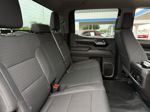 Certified 2025 Chevrolet Silverado 1500 LT image 24