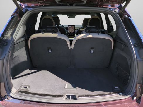 New 2025 Volvo EX90 Ultra image 24