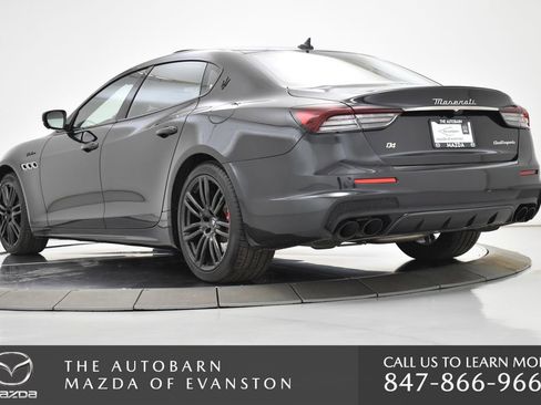 Used 2022 Maserati Quattroporte Modena Q4 image 24