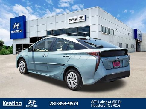 Used 2016 Toyota Prius Two FWD image 7