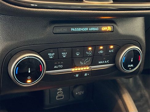 Used 2024 Ford Escape Active image 15