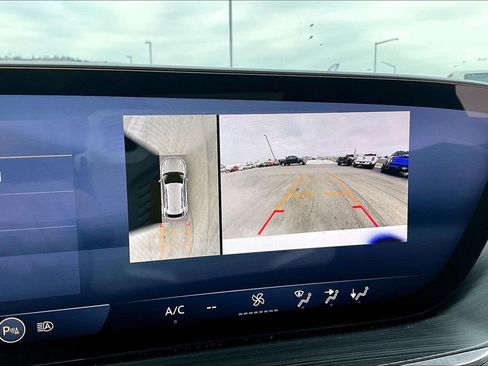 Used 2024 Buick Envision Preferred image 21