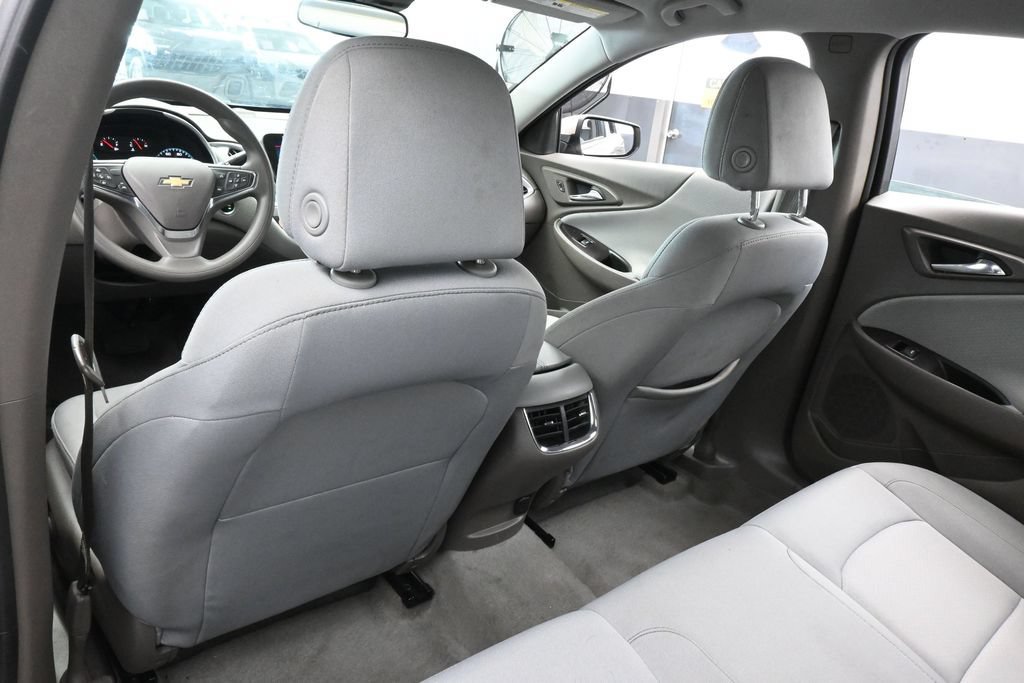 Used 2024 Chevrolet Malibu LT FWD image 32