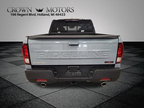 Certified 2025 Honda Ridgeline TrailSport image 4