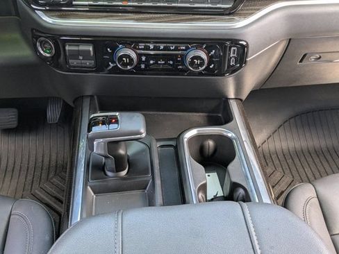 Used 2026 Chevrolet Silverado 1500 LT Trail Boss w/ Convenience Package II AWD/4WD image 19